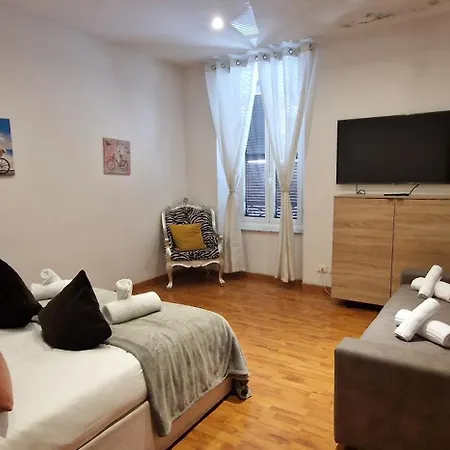 Experience San Giovanni Apartment